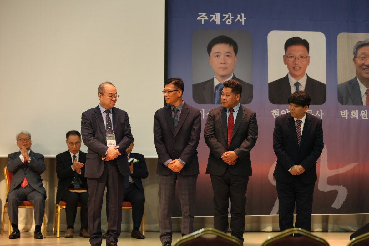 4aeba678bdcc300ca9a5867534c45376_1740581219_7084.JPG